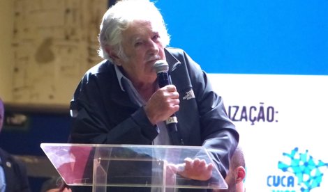 Política