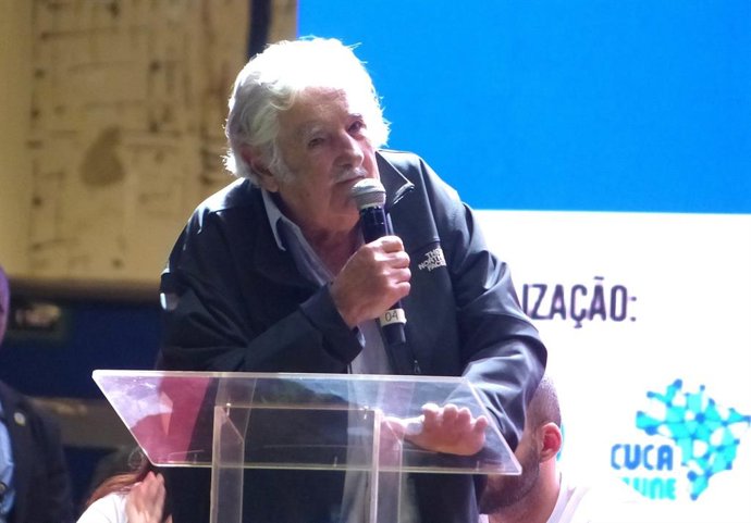 Archivo - Arquivo - 9 de janeiro de 2025, Brasília, Distrito Federal, Brasil: arquivo*** brasília (df), 09/01/2025 - saúde/ex-presidente/uruguai - o ex-presidente uruguaio jose "pepe" mujica, 89, durante o congresso da une em brasília em 13/07/2023. Este