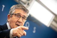 El PSOE insiste en que los mensajes de Sánchez publicados "no aportan nada"