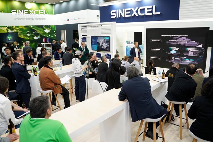 SINEXCEL Sirius 135K for C&I Debuts at Intersolar Europe 2025