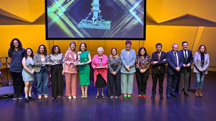 Entrega de los premios 'Estamos con ellas'