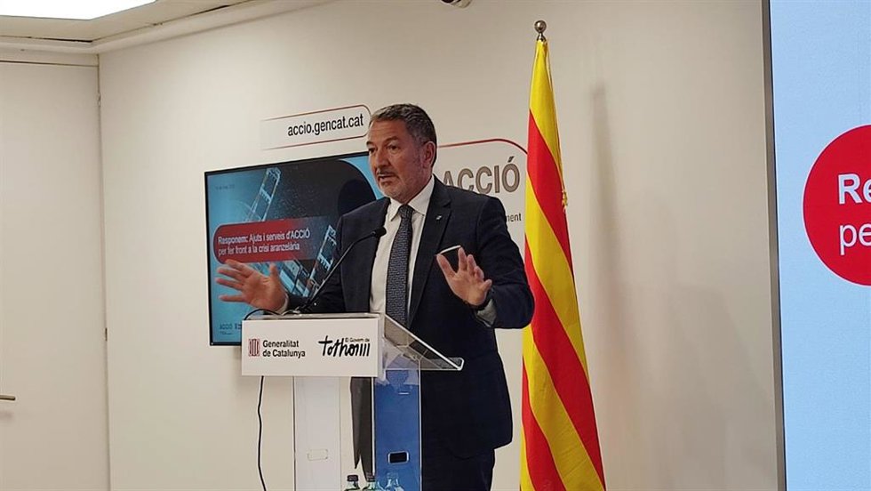 El conseller de Empresa y Trabajo, Miquel Smper, da a conocer el primer paquete de ayudas a la internacionalización de Acció frente a la crisis arancelaria