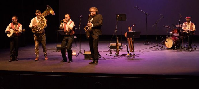 Archivo - Concierto nocturno de Seda-jazz