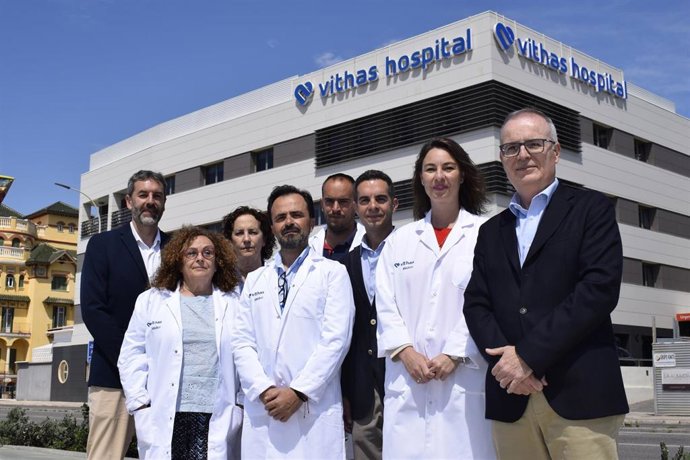 Equipo médico y asistencial de la Unidad de Ensayos Clínicos Vithas Málaga