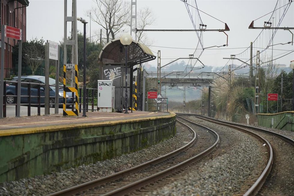 Archivo - Vías de tren en Cantabria