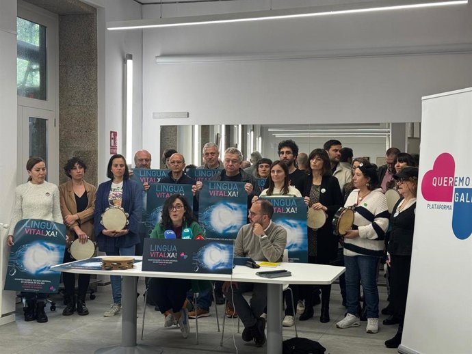 Rueda de prensa da manifestación do Día das Letras 2025, coa participación de Queremos Galego.
