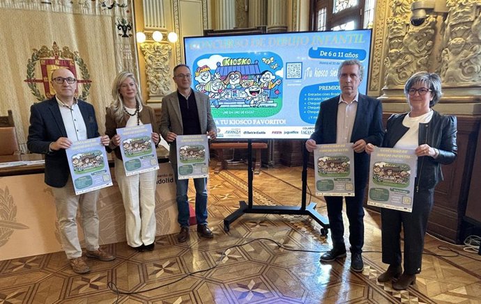 Presentación de la campaña 'Tu kiosco siempre cerca' puesta en marcha en Valladolid.