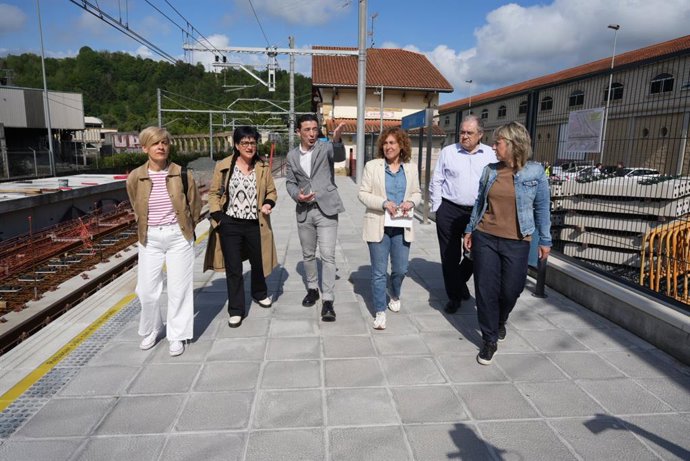 Usurbilgo geltoki berriko lanetara bisita