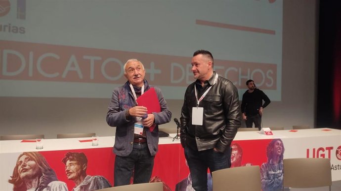 El secretario general de UGT, Pepe Álvarez y el secretario de UGT Asturias, Javier Fernández Lanero.