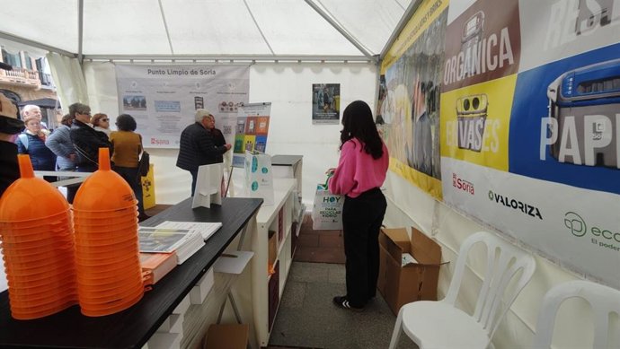 Carpa de reciclaje en el centro de Soria