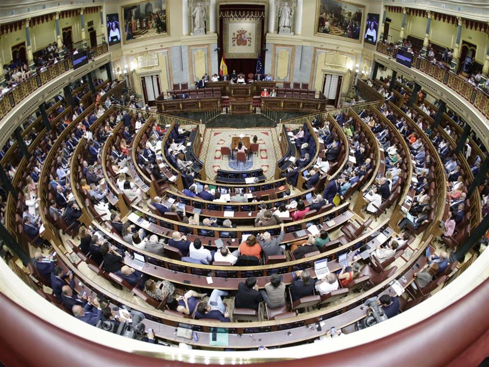 Archivo - Plano general del hemiciclo del Congreso