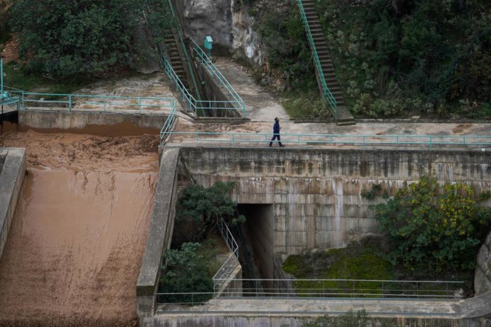 Archivo - Arxiu - Embassament de Forata, a 7 de novembre de 2024, a Yátova, València