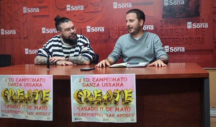 Víctor Monge (izda) y Eder García presentan el festival Create Soria.