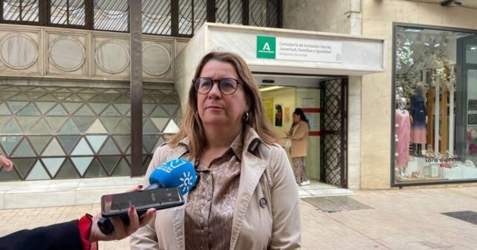 La secretaria de Pueblos en Oposición del PSOE de Huelva y diputada provincial, Rosa Tirador.