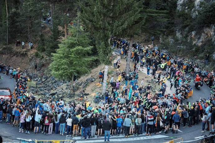 Archivo - Etapa de la Volta a Catalunya 2024 en El Berguedà