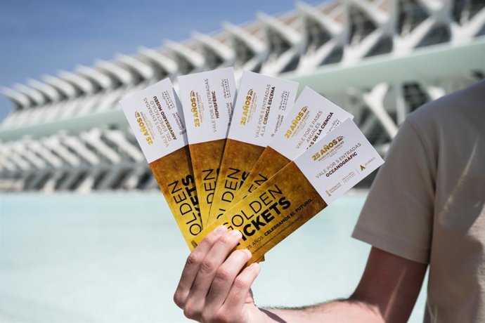 EL MUSEU DE LES CIÈNCIES PROPOSA Als SEUS VISITANTS LA RECERCA DE 25 BITLLETS DAURATS AMB PREMIS I INVITACIONS