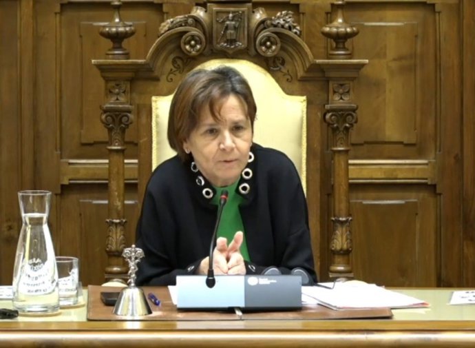 La alcaldesa de Gijón, Carmen Moriyón, interviene en el Pleno Municipal gijonés.