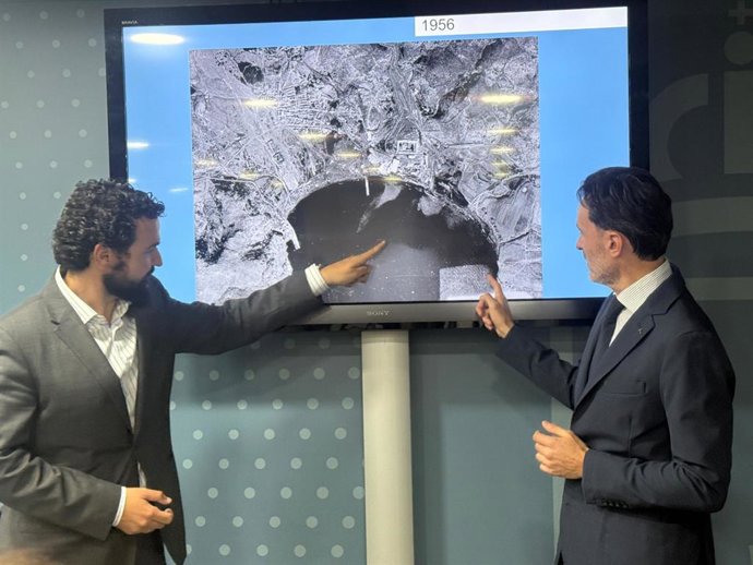 Fomento pide al Gobierno central que cumpla su compromiso de 2006 para recuperar la bahía de Portmán