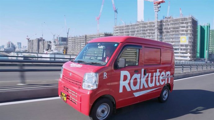 Archivo - Furgoneta con el logo de Rakuten en Japón.