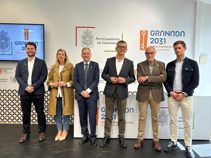 Presentación del VI Encuentro de la Orquesta Médica Ibérica en el Ayuntamiento de Granada