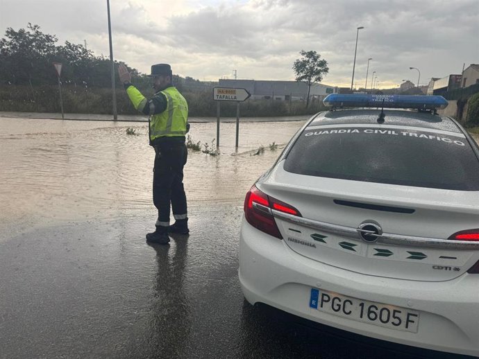 Las tormentas provocan modificaciones del tráfico en la zona de Tafalla