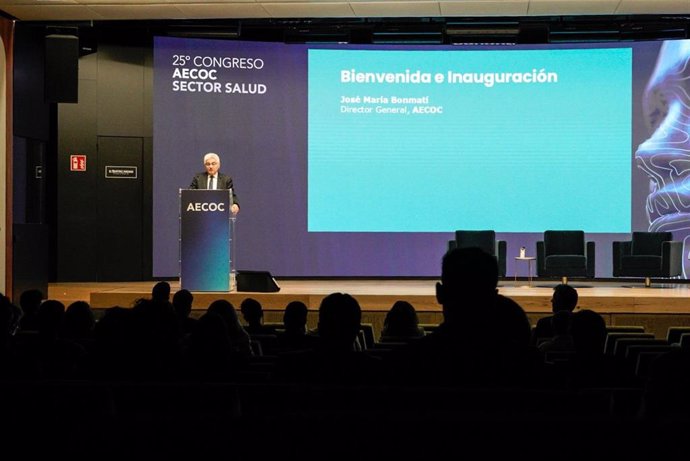 El director general de AECOC aboga por avanzar hacia una cadena de valor más sostenible en el sector sanitario