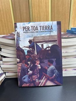 Cultura clausura en Madrid la 46 Selmana de Les Lletres Asturianes cola presentación de 'Per toa tierra', un homenaxe lliterariu a la emigración.