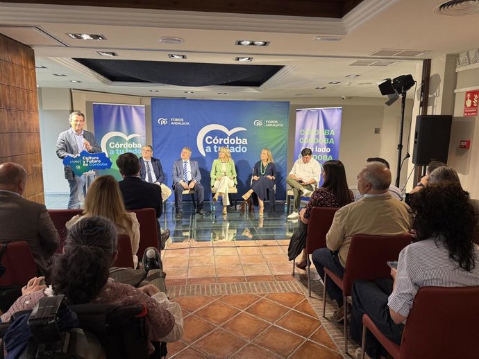 Celebración del I Foro Cultura y Futuro en Córdoba, organizado por el PP cordobés.