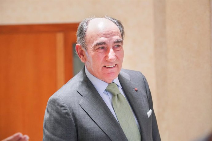 Archivo - El presidente de Iberdrola, Ignacio Sánchez Galán, durante una reunión, en Lehendakaritza, a 5 de noviembre de 2024, en Vitoria-Gasteiz, Álava, País Vasco (España).
