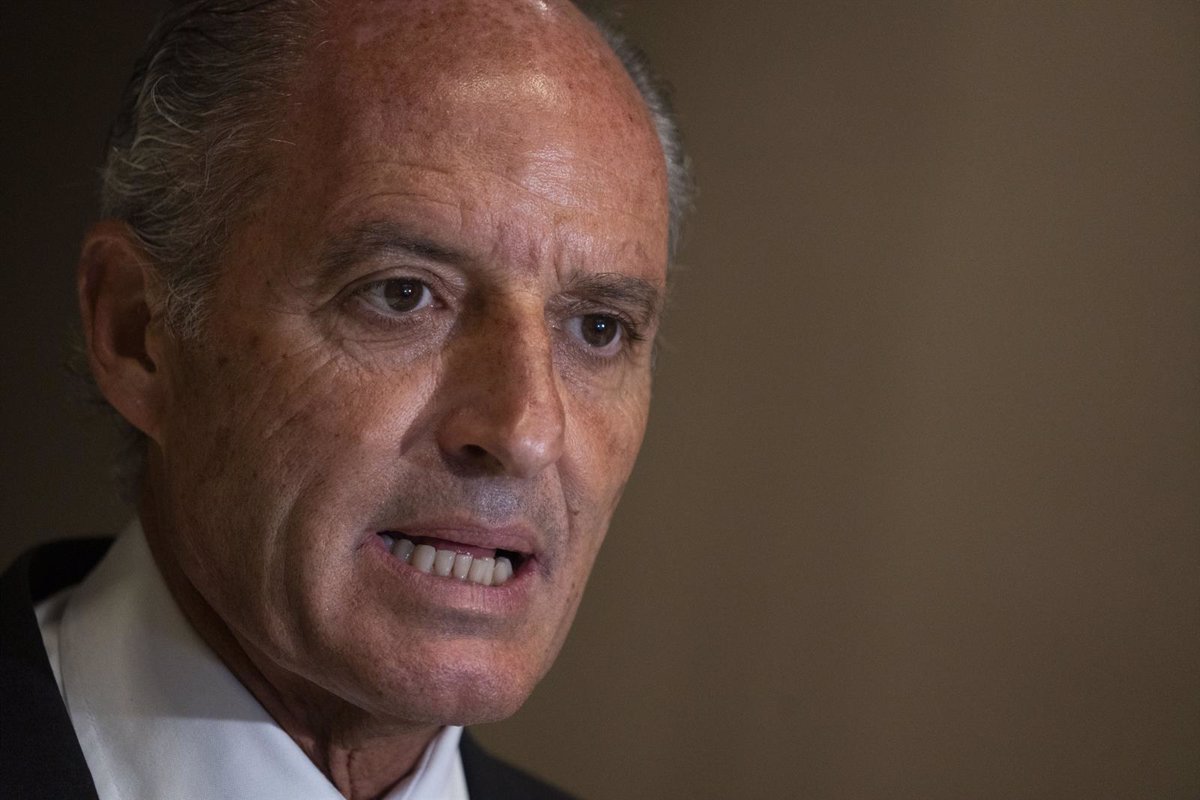 Camps descarta presidir el PP en C. Valenciana y avisa que  nunca  se presentaría al margen del PP