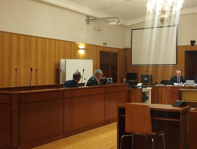 El empresario agrícola de La Seca que empleó a 16 temporeros irregulares asume seis meses de prisión