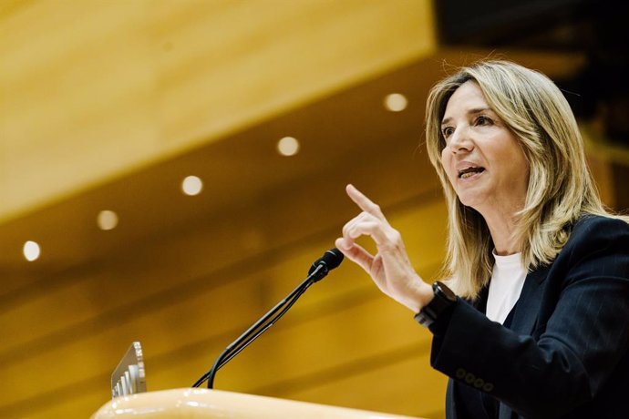 Archivo - La portavoz del PP en el Senado, Alicia García, interviene durante una sesión plenaria extraordinaria, en el Senado, a 28 de enero de 2025, en Madrid (España).  El Senado celebra un pleno extraordinario para debatir y votar una moción del Partid