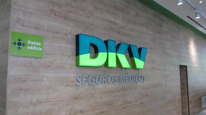 Archivo - Sede central de DKV Seguros en España, situada en Zaragoza.