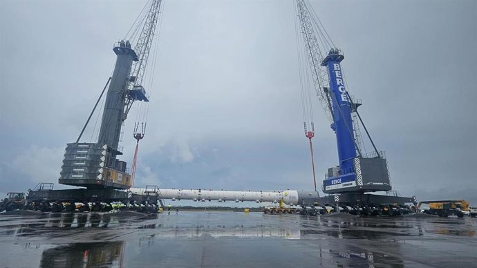 Operativa de carga en el Puerto de Huelva.