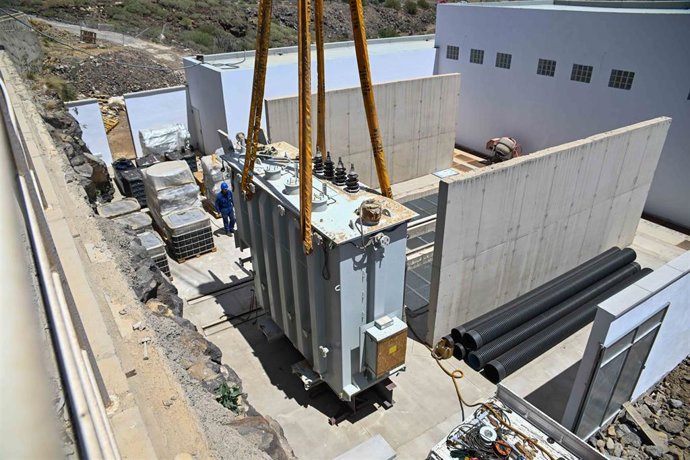Trabajan en la construcción de una nueva subestación eléctrica para reforzar la "estabilidad" del sistema en Tenerife