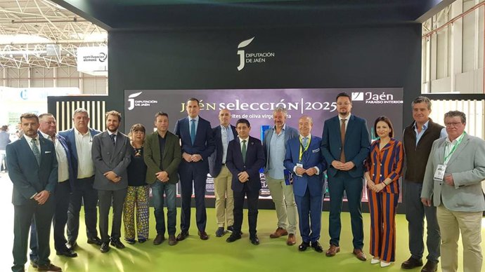 Encuentro con representantes de los AOVE Jaén Selección 2025.