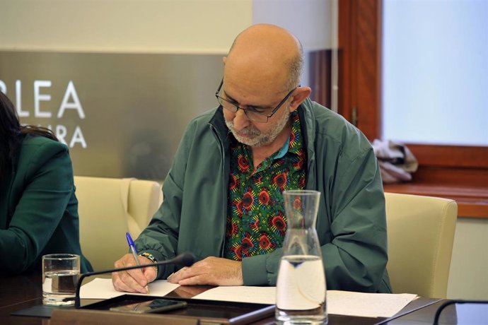 El diputado de Unidas por Extremadura José Antonio González