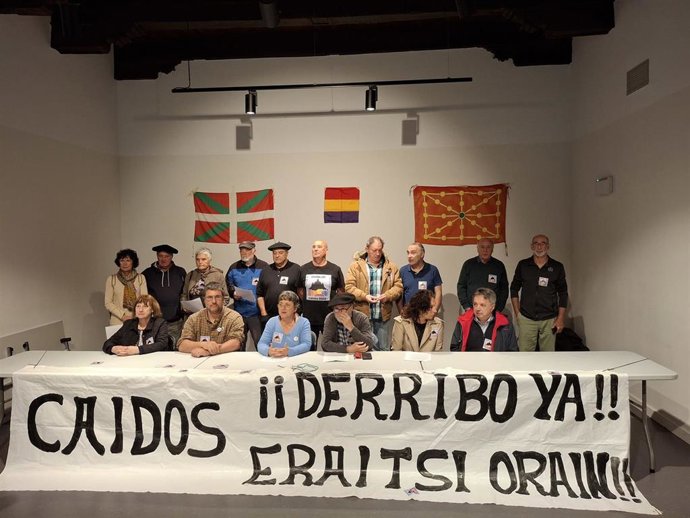 Rueda de prensa de la Agrupación de Asociaciones Memorialistas por el Derribo de los Caídos.