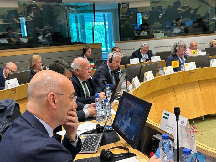 El presidente del Parlamento de Andalucía, Jesús Aguirre, participa en el pleno de la Conferencia de Asambleas Legislativas Regionales Europeas (Calre) en Bruselas.