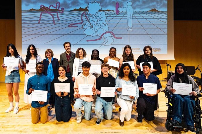 Acto de clausura de la primera edición de 'Totes les veus' en l'Atlàntida de Vic (Barcelona)