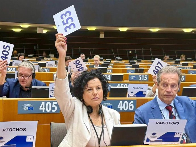 La directora general de Relaciones Institucionales y con el Parlament, Xisca Ramis.