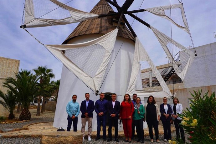 El Molino del Cabecico del Aire en Carboneras (Almería), tras su rehabilitación.