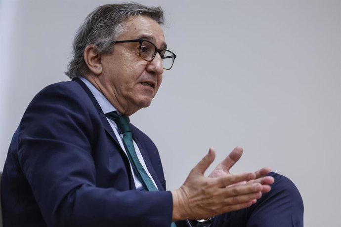 El conseller d'Educació, Cultura, Universitats i Ocupació, José Antonio Rovira