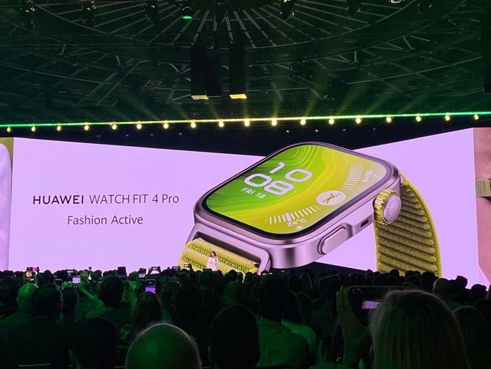 El Huawei Watch Fit 4 Pro.