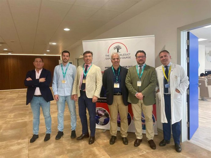 Organizadores y participanes en el Latest Course en el Complejo Asistencial Universitario de Salamanca (CAUSA).
