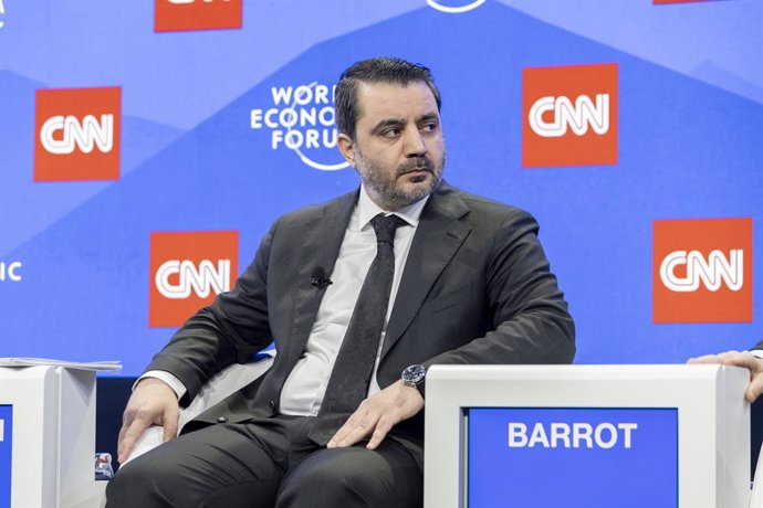 Archivo - HANDOUT - 23 de janeiro de 2025, Suíça, Davos: O ministro interino das Relações Exteriores da Síria, Asaad al-Shaibani, participa da sessão "Como baixar a temperatura no Oriente Médio", como parte da reunião anual do Fórum Econômico Mundial (WEF