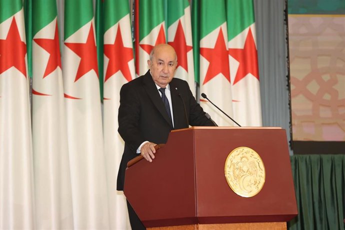 Archivo - El presidente de Argelia, Abdelmayid Tebune, durante un discurso oficial (archivo)