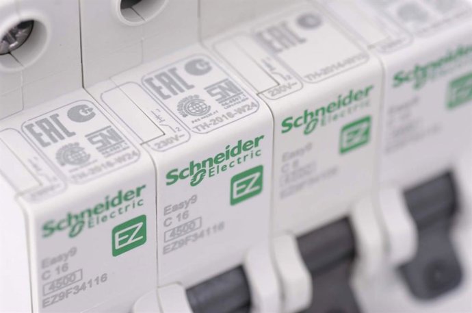 Archivo - Cadenza Electric destaca en la distribución online de material eléctrico industrial en España