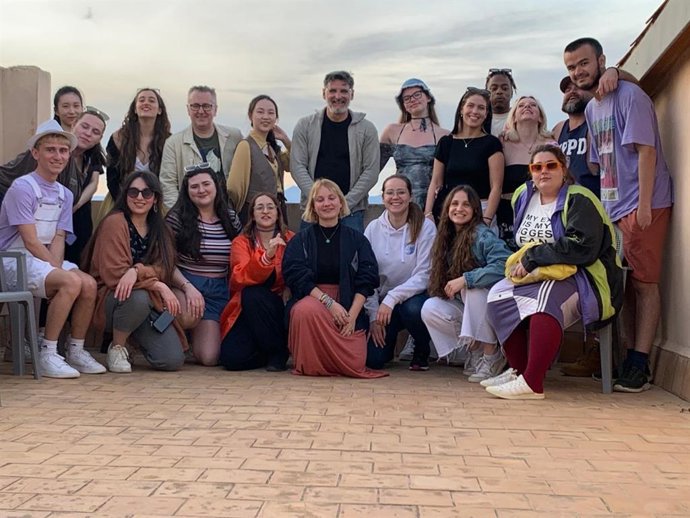 Grupo de alumnos de la Esadib.