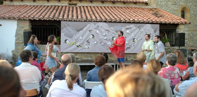 Cultura estrena una serie documental sobre la creación de la obra teatral 'Un Camino Valiente'